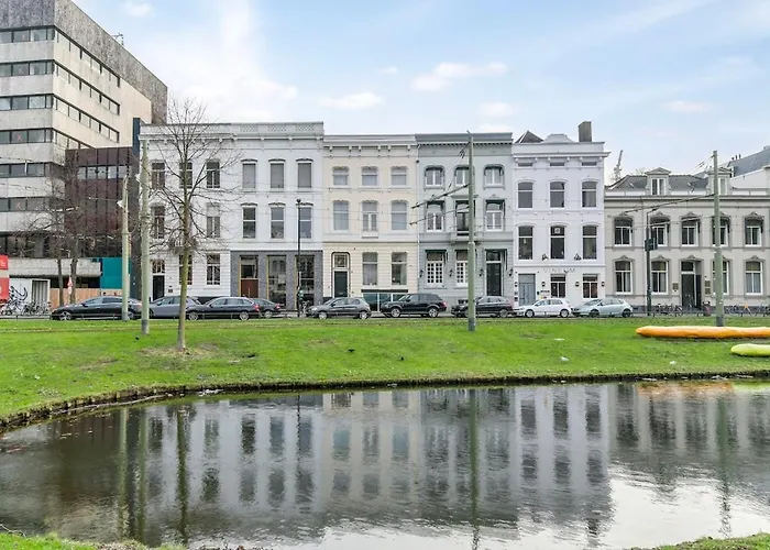 And Light Appartement Rotterdam